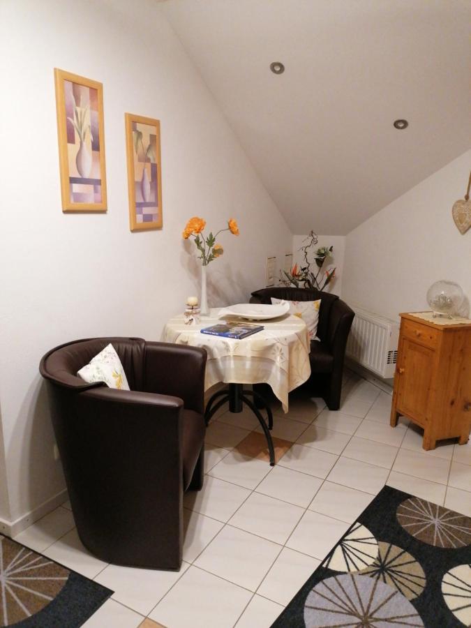 Ferienwohnung Schmitz Anschau エクステリア 写真
