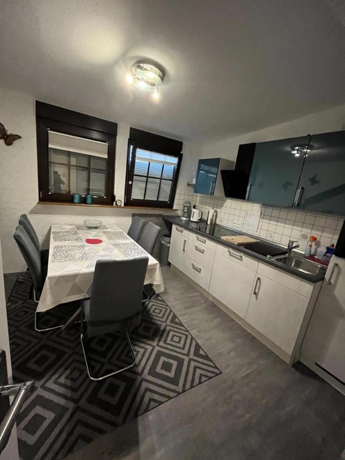 Ferienwohnung Schmitz Anschau エクステリア 写真