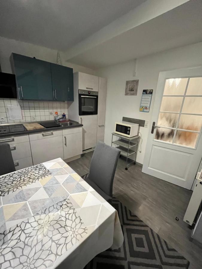 Ferienwohnung Schmitz Anschau エクステリア 写真