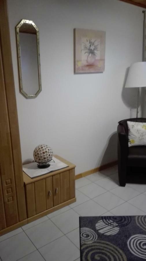Ferienwohnung Schmitz Anschau エクステリア 写真